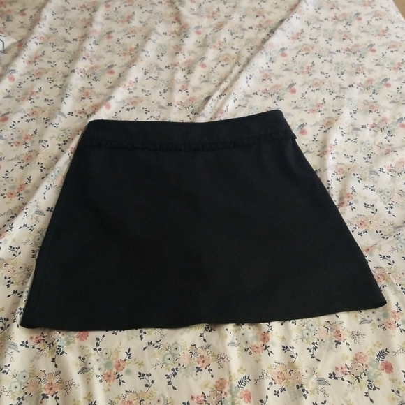 ladies skirt - Picture 1 of 1